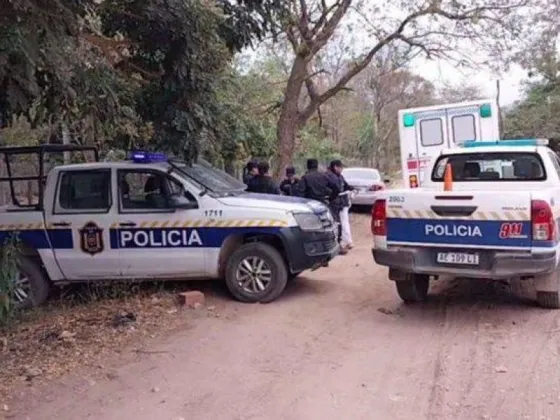 Encuentran un hombre sin vida adentro de un auto