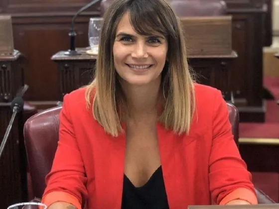 Santa Fe: Amalia Granata va por el control de la Legislatura y gana apoyo entre los libertarios