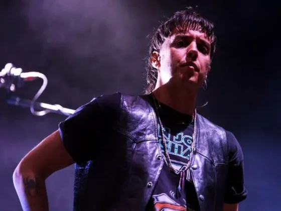 Julián Casablancas vende los derechos de autor de algunas canciones de The Strokes