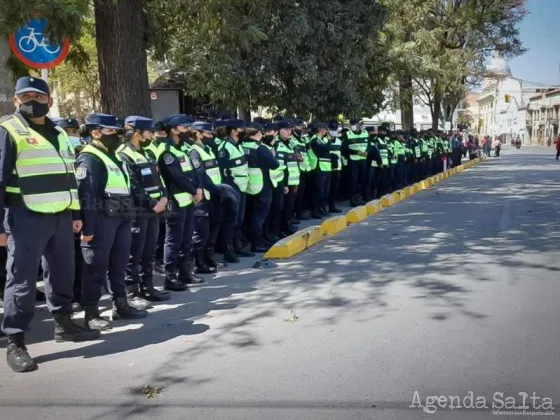 Más de 9 mil policías custodiaran la procesión del Señor y la Virgen del Milagro