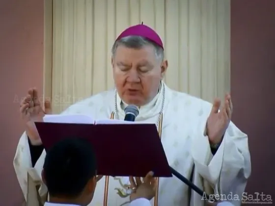 Misa Estacional: "Cristo crucificado no solo es símbolo de sufrimiento, sino también de resurrección y esperanza"
