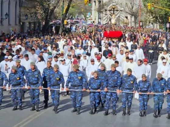 Se estima que 700 mil feligreses participaron de la procesión