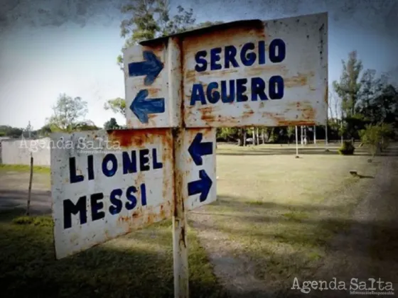 Portal de El Chañar, el barrio en el que las calles se llaman como los jugadores de la Selección