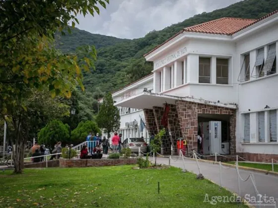 Los servicios de salud pública trabajan hoy solo con guardias