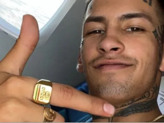 L-Gante sorprendió a sus fans con las nuevas zapatillas de lujo que adquirió