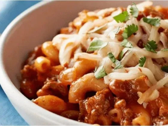 Fideos "codito" a la boloñesa: la receta imperdible que te hará quedar como todo un chef