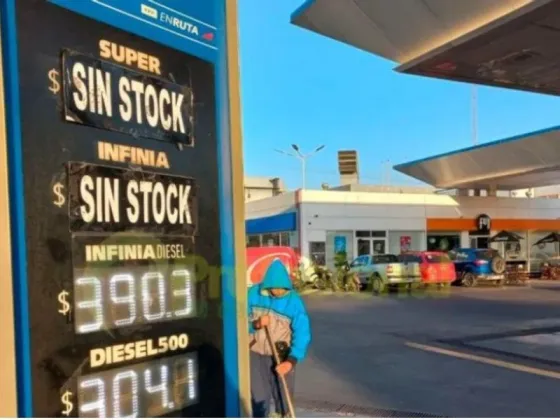 Desde Nación aseguran que la falta de combustible es para presionar un aumento en el precio