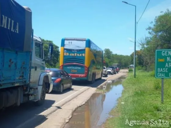 Pacientes renales y oncológicos cortaron la ruta en Salta