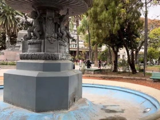 El Gobierno de la Ciudad reparó la cisterna de riego vandalizada en Plaza 9 de Julio
