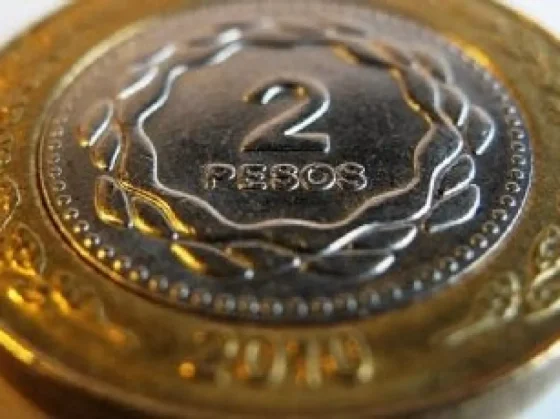 Las codiciadas monedas de 2 pesos que cuestan 3 millones de pesos