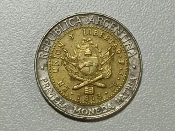 Aprendé a reconocer las monedas de 1 peso que se venden a 50.000
