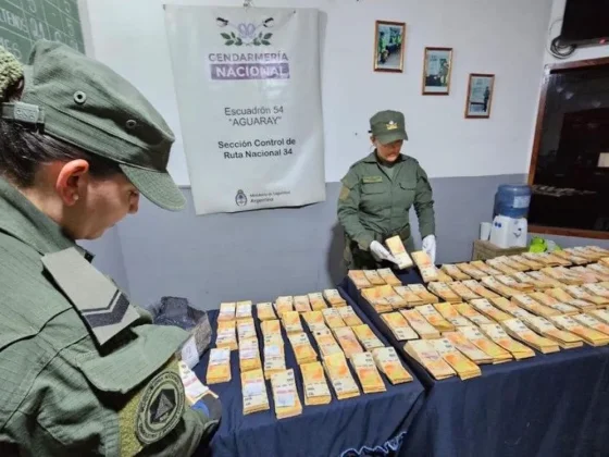 ALTA GUITA: Gendarmería incautó más de 120 millones de pesos que eran transportados en una camioneta