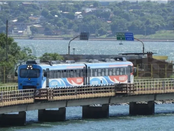 El Tren que une Argentina con Paraguay dejo varados a pasajeros argentinos por la devaluación del peso