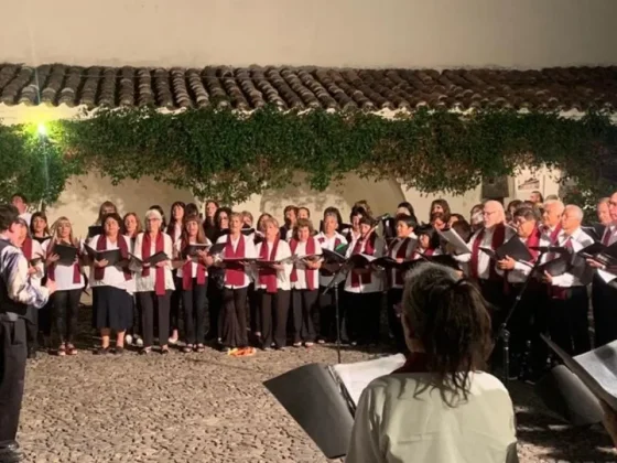 El Coro Provincial de las Personas Mayores estuvo presente en la Noche de los Museos