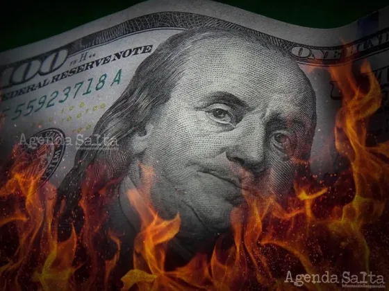 El dólar blue llega a $225 y marca un nuevo máximo histórico