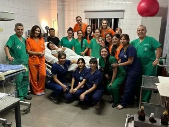 El primer bebé de 2024 nació a las 00:01 en el Materno Infantil