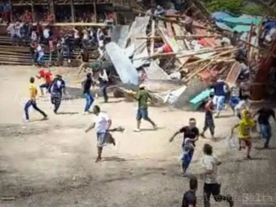 Se derrumbó una tribuna en una plaza de toros en Colombia y murieron 6 personas