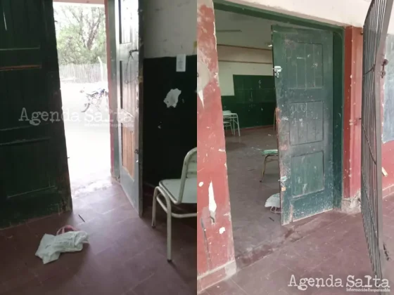 Así quedaron las puertas de ingreso a la dirección del instituto.