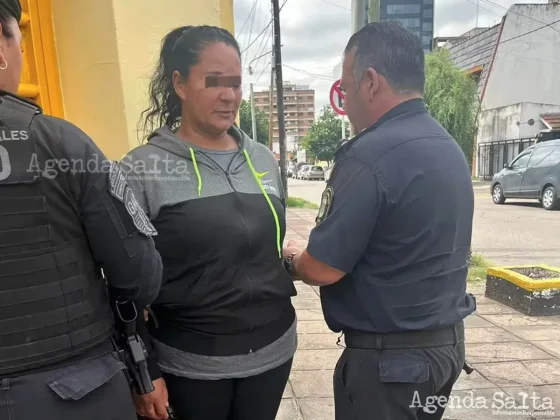 Correa en pleno arresto, a cargo de la Policía Bonaerense