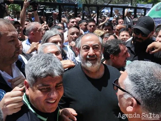 “Fue muy flojo”: el Gobierno minimizó el paro de la CGT y argumentó que “40 mil personas es muy poco”