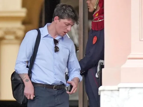 El Gobierno oficializó la designación de Santiago Caputo: qué rol ocupará