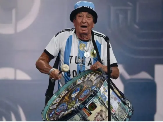 Internaron de urgencia a Tula, el reconocido hincha de la Selección que recibió el premio The Best