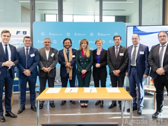 Gobernadores de la Mesa de Litio presentaron en Berlín el activo minero argentino