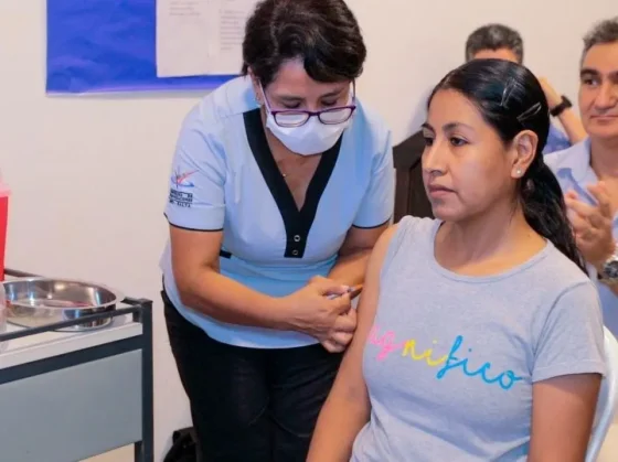 Cerca de 400 personas ya fueron vacunadas contra el dengue