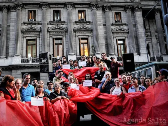 El Senado convirtió en ley el proyecto de Respuesta Integral al VIH