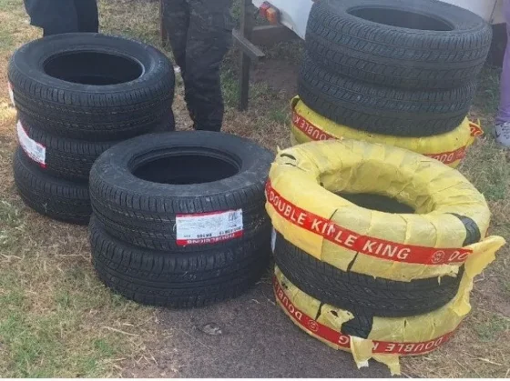 Fuerzas de Seguridad secuestraron neumáticos de contrabando