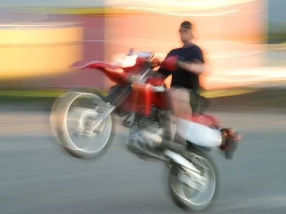 [SALTA] A pistear a la "pistería": multa y quita de escapes a motociclistas que no cumplan con la normativa
