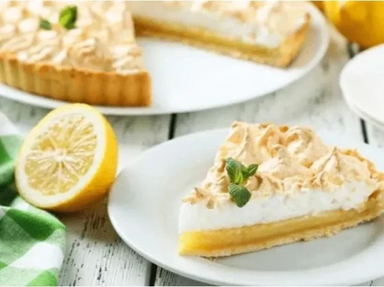 Lemon pie con masa de galletitas: una alternativa más económica