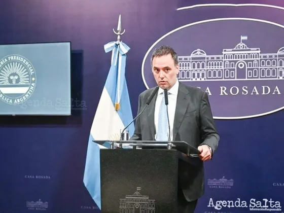 El Gobierno cuestionó a los gremios por los paros y reiteró que no intervendrá en paritarias