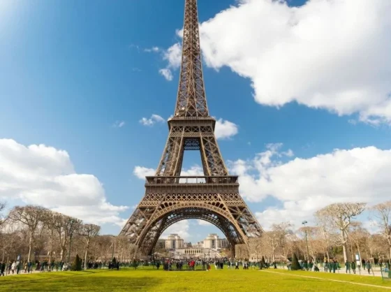 La Torre Eiffel cerró por segundo día consecutivo debido a una huelga de trabajadores
