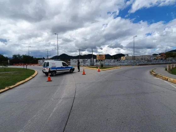 Corte total sobre Av. Yrigoyen entre Las Bumbunas y Nicolás Medina