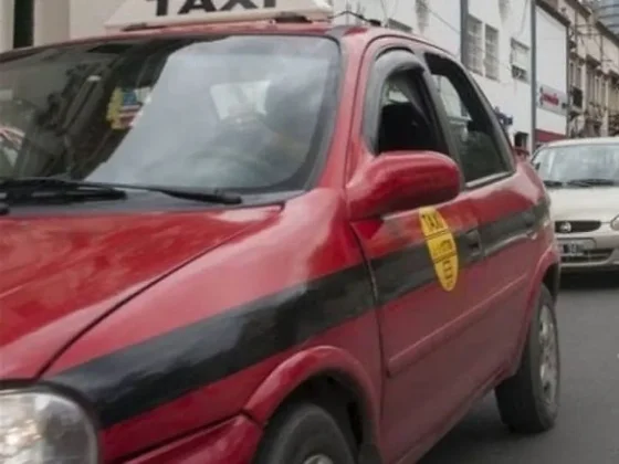 Chofer de taxi acusado de administración fraudulenta
