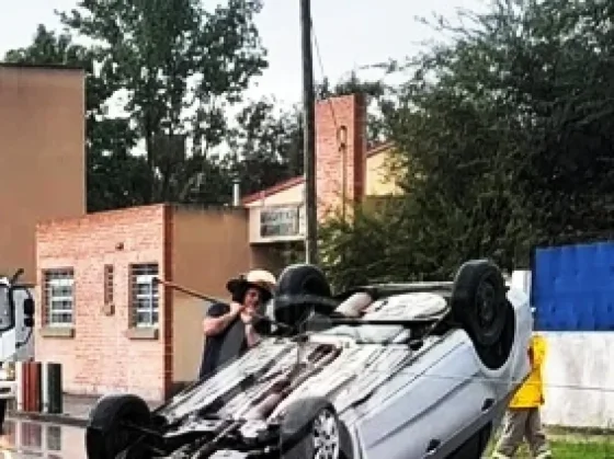 Terrible vuelco en San Luis: “Se salvó de milagro”, aseguraron los vecinos