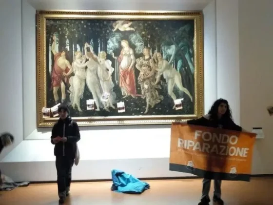 Activistas climáticos pegan carteles en “La Primavera” de Botticelli