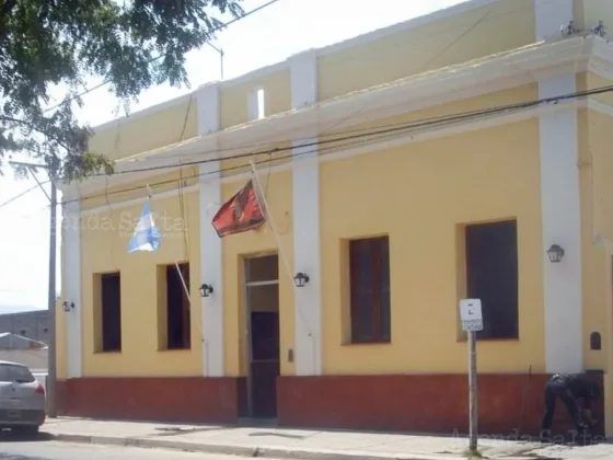 Disturbios e intento de motín en una comisaría de Salta