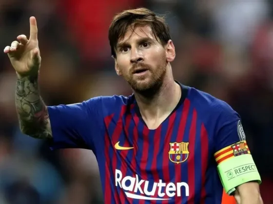 Será subastada la servilleta con la que Lionel Messi firmó con Barcelona
