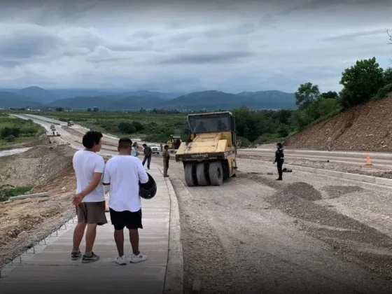 Circunvalación Norte: Obrero perdió la vida al ser aplastado por una maquina de gran porte