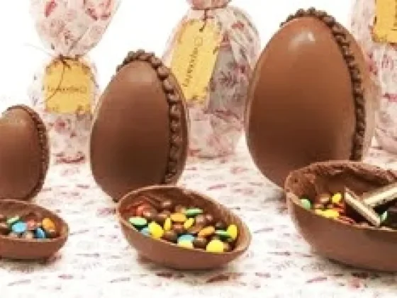Cómo hacer huevos de chocolate en sólo 6 pasos: la receta perfecta para Pascuas
