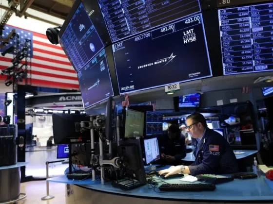 Cae el riesgo país por la suba de los bonos argentinos en Wall Street