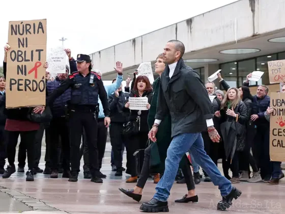 Dani Alves ya está libre: Se conocieron detalles de cómo habría pagado su fianza para quedar en libertad