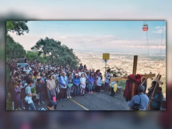 Gran muestra de Fe en el Vía Crusis del Cerro San Bernardo