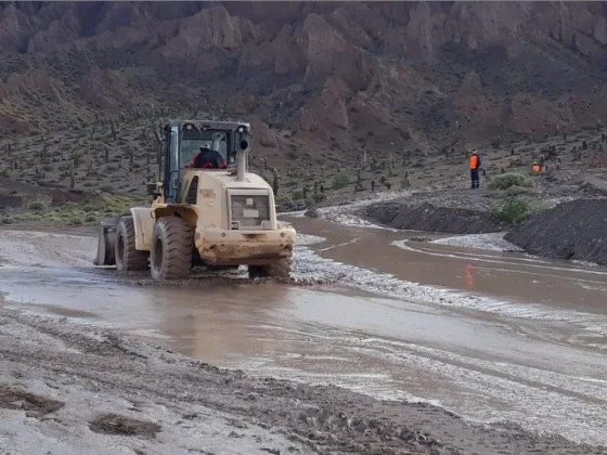 Se reanudó la circulación en Ruta Nacional N° 51, luego del alud
