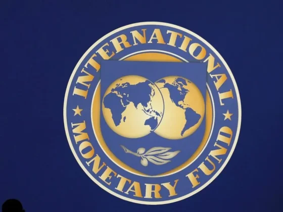 El FMI dijo que Argentina logró un "cambio impresionante" y habló sobre la posibilidad de un nuevo programa