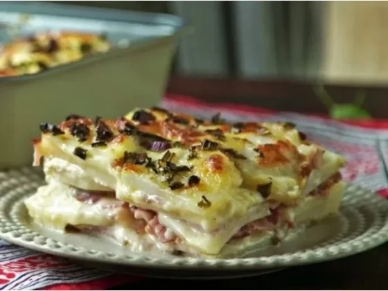 Milhojas de papa relleno: una receta irresistible para sobrellevar el frío