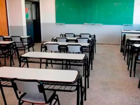 Alumnita de 10 años encontró a su profesor viendo un video porno en plena clase