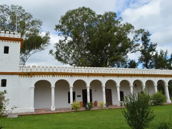 Invitan a recorrer las exposiciones de la Casona de Castañares